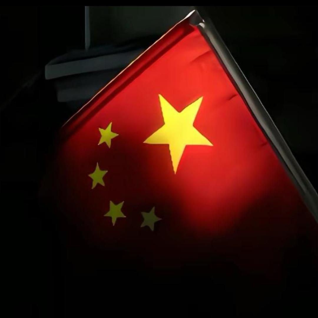 四海子碧集团副总裁