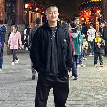 涂龙 —潇洒哥【不做舔狗_做西格玛男人】