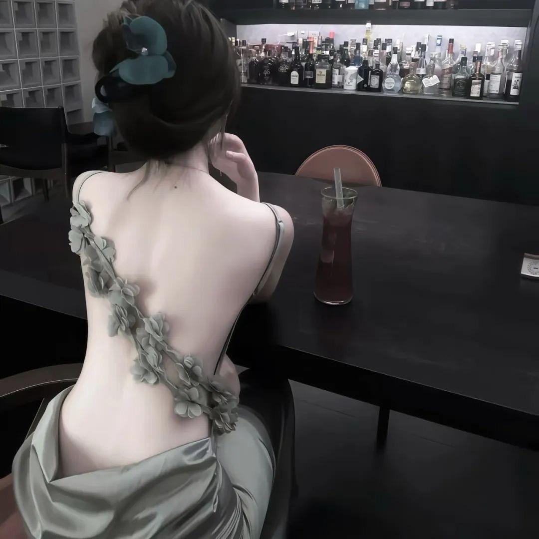 思思