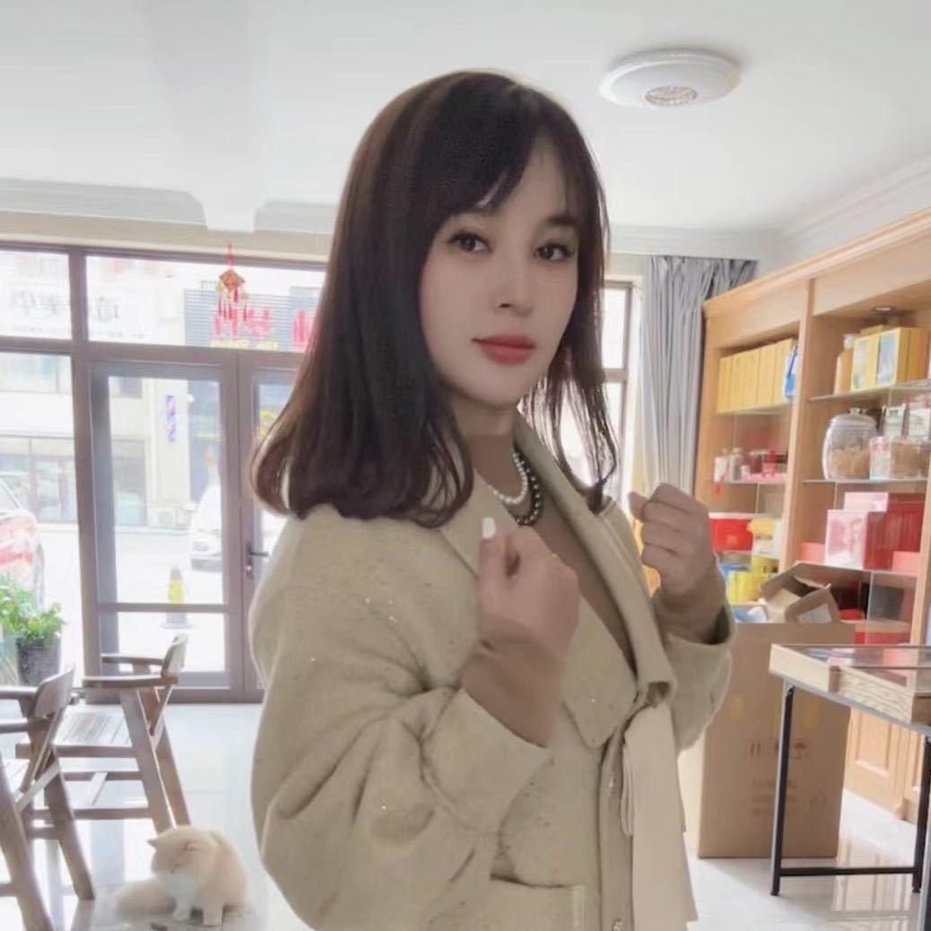 邵洺琪是个卖大连海参的