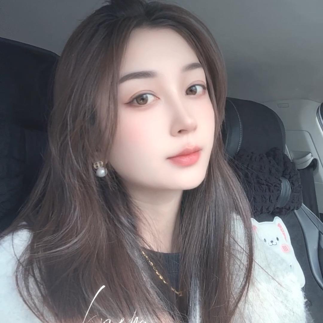 A A      蕊  ♀妮儿