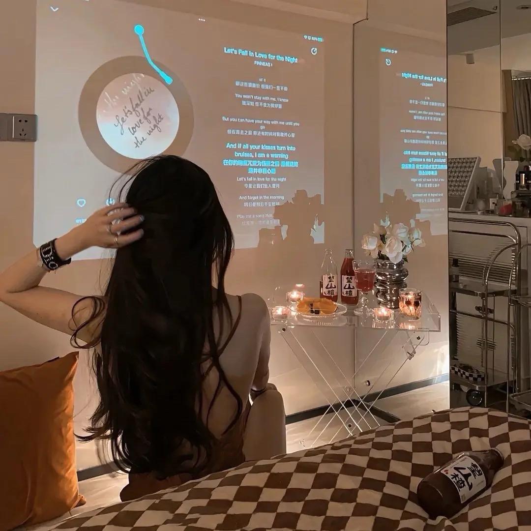 白涩ʚ🧸ɞ