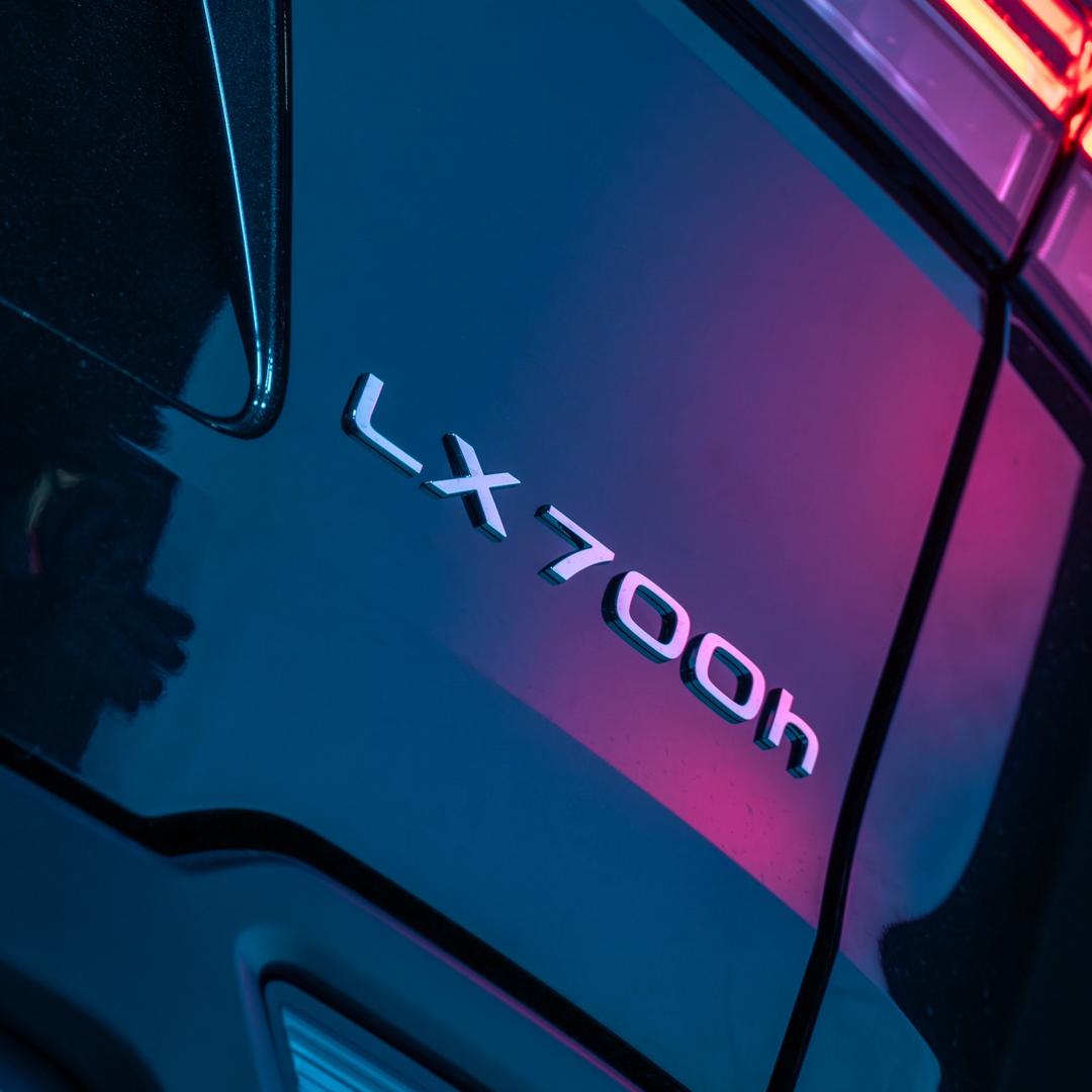 LEXUS凌云之巅