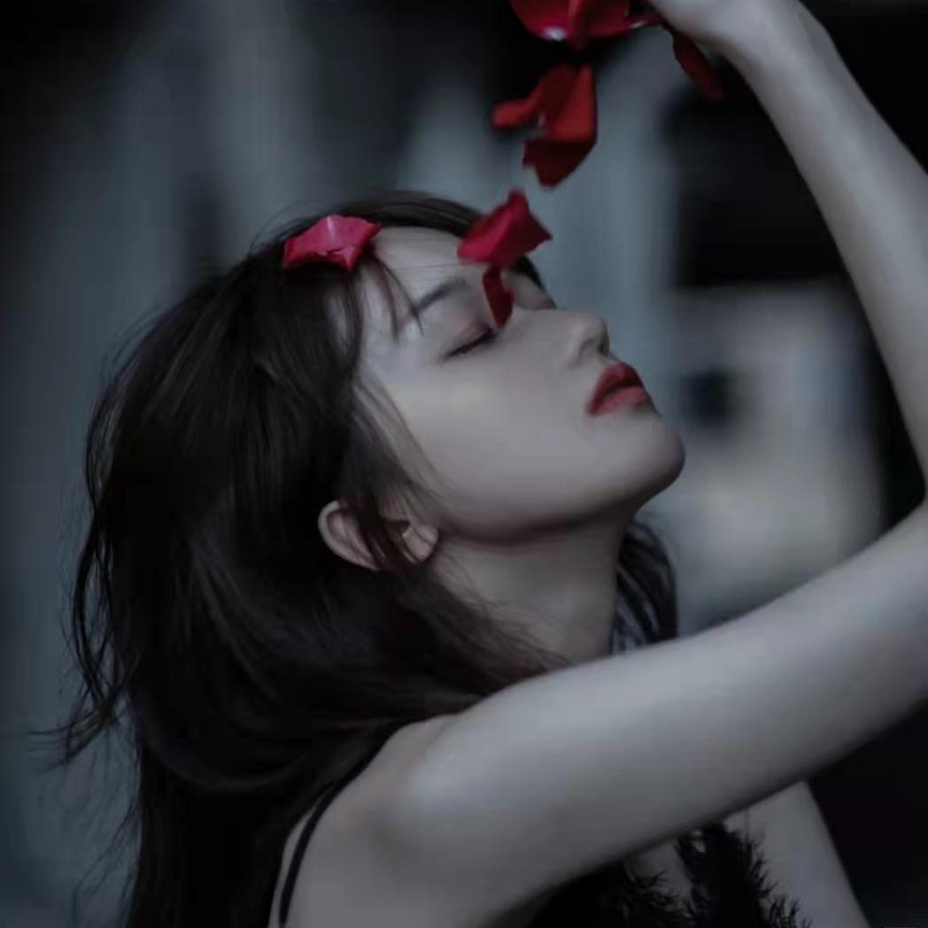 莹莹要发光✨