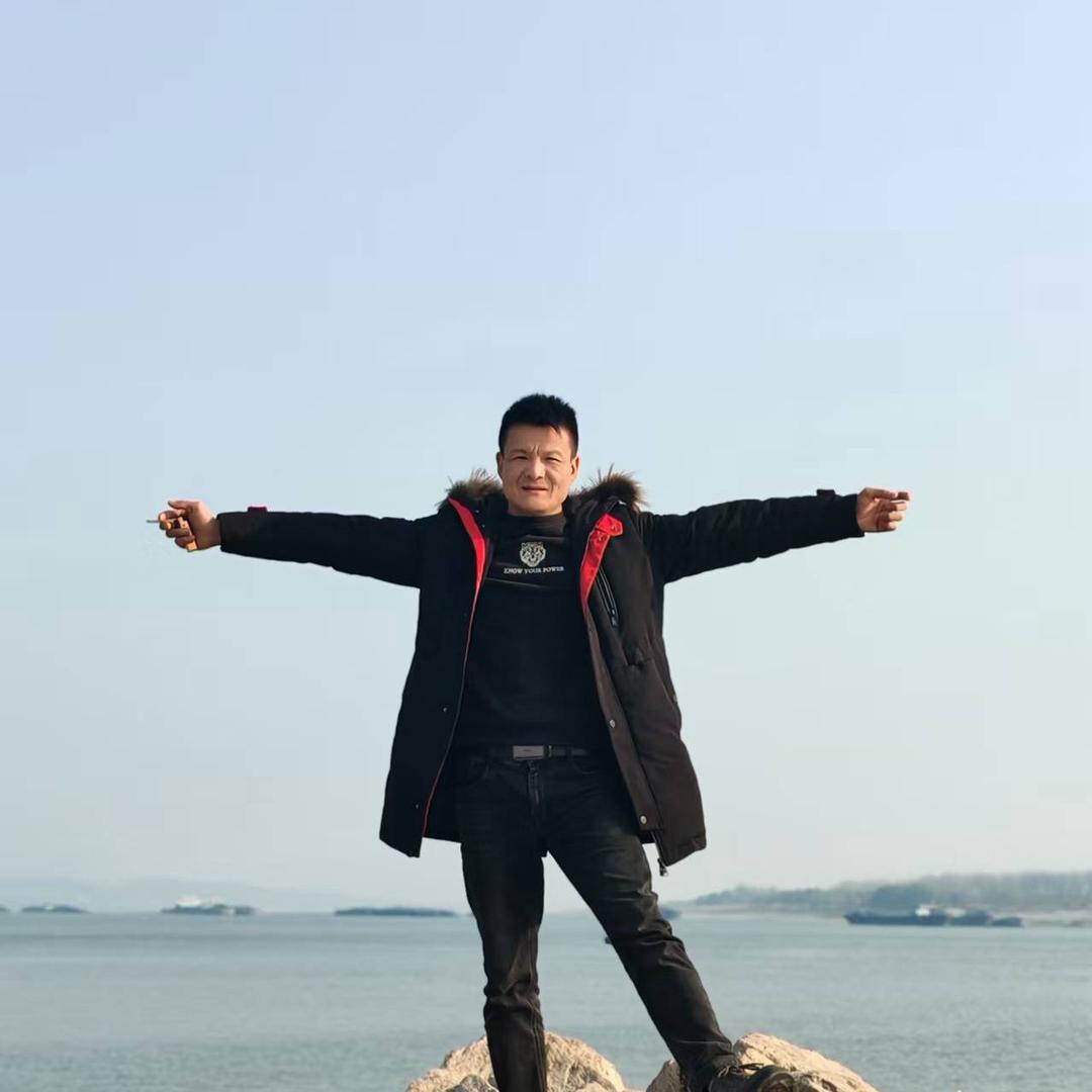 刘佳@