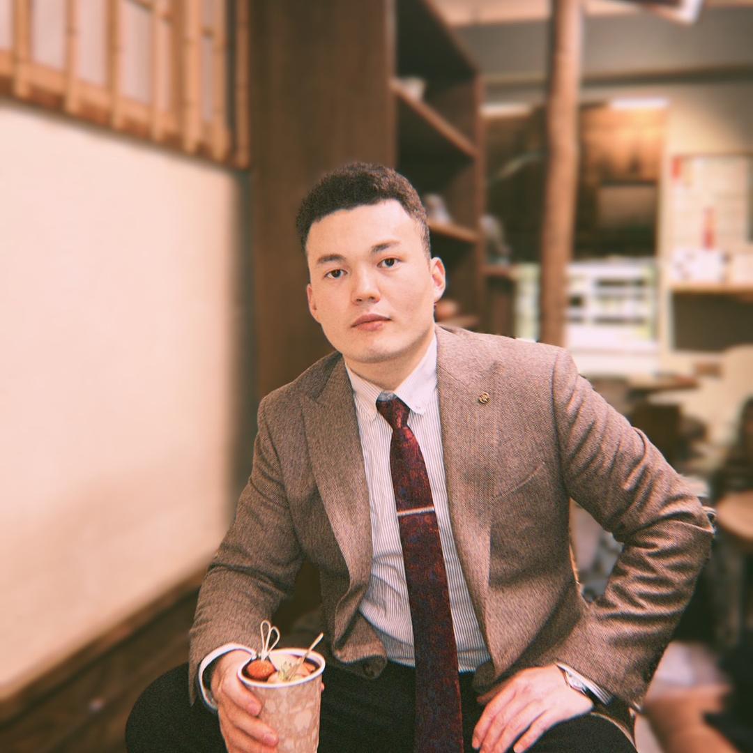马律师EsmayelAdukat