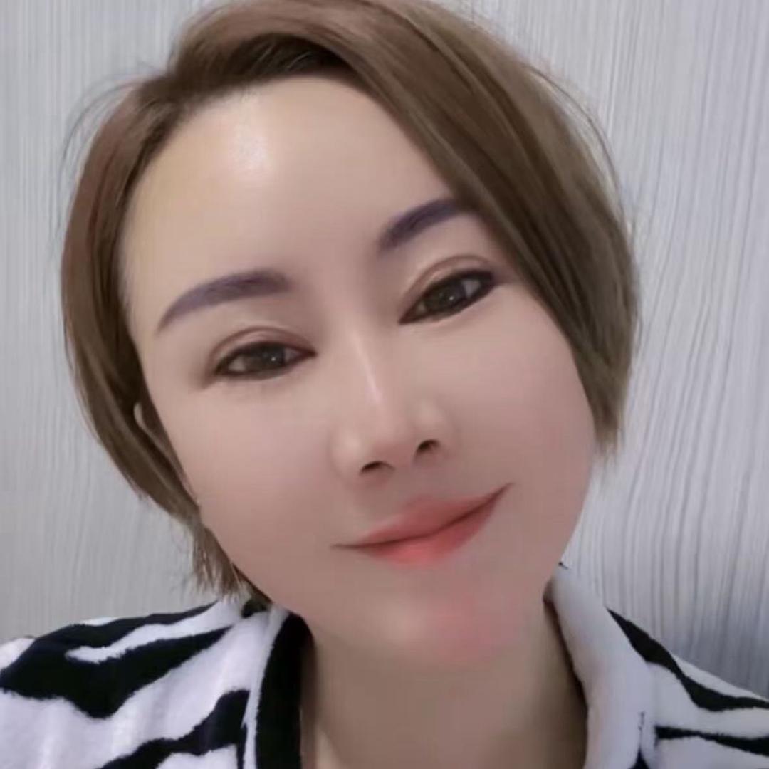 管叶紫（零基础学爵士舞）