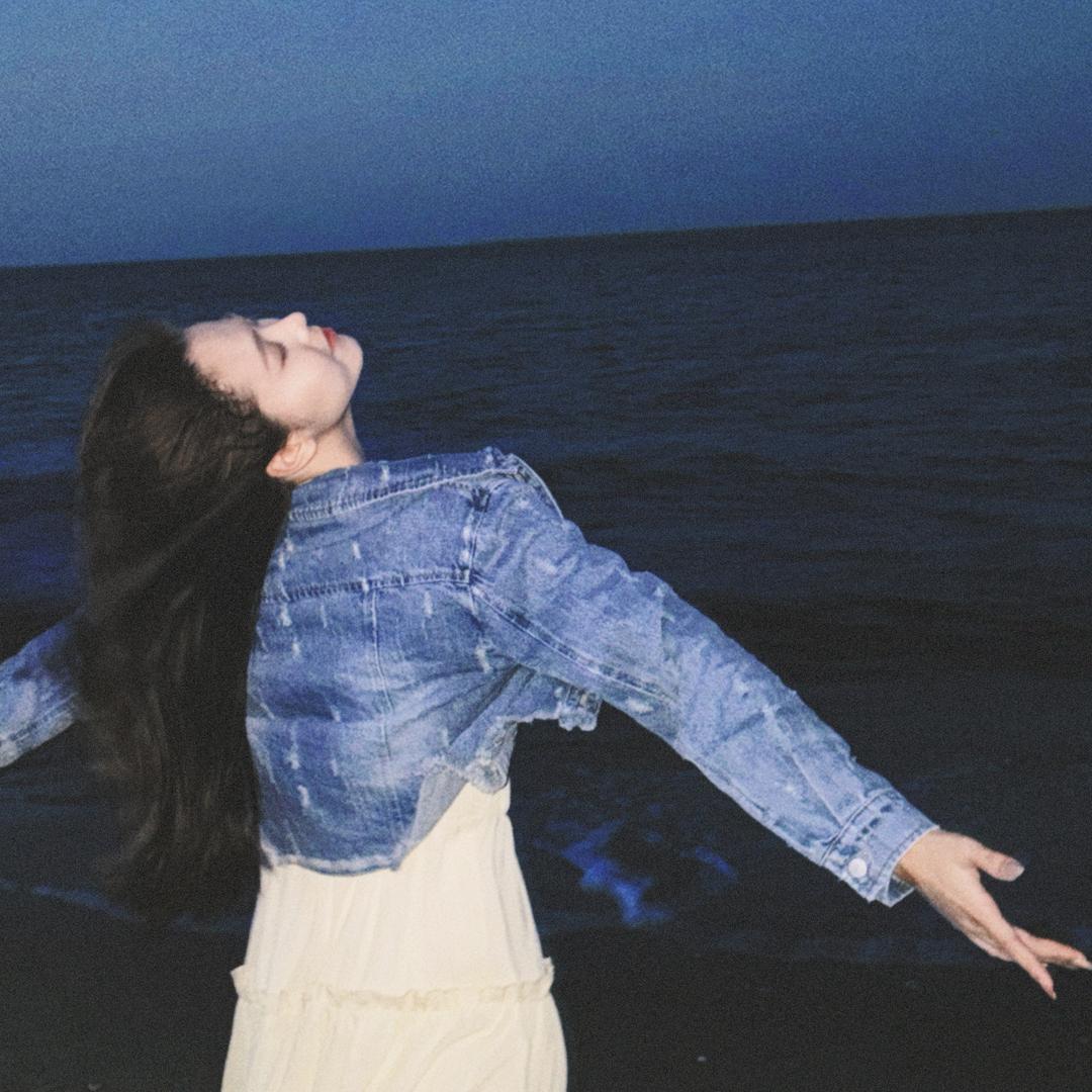 @橘子.