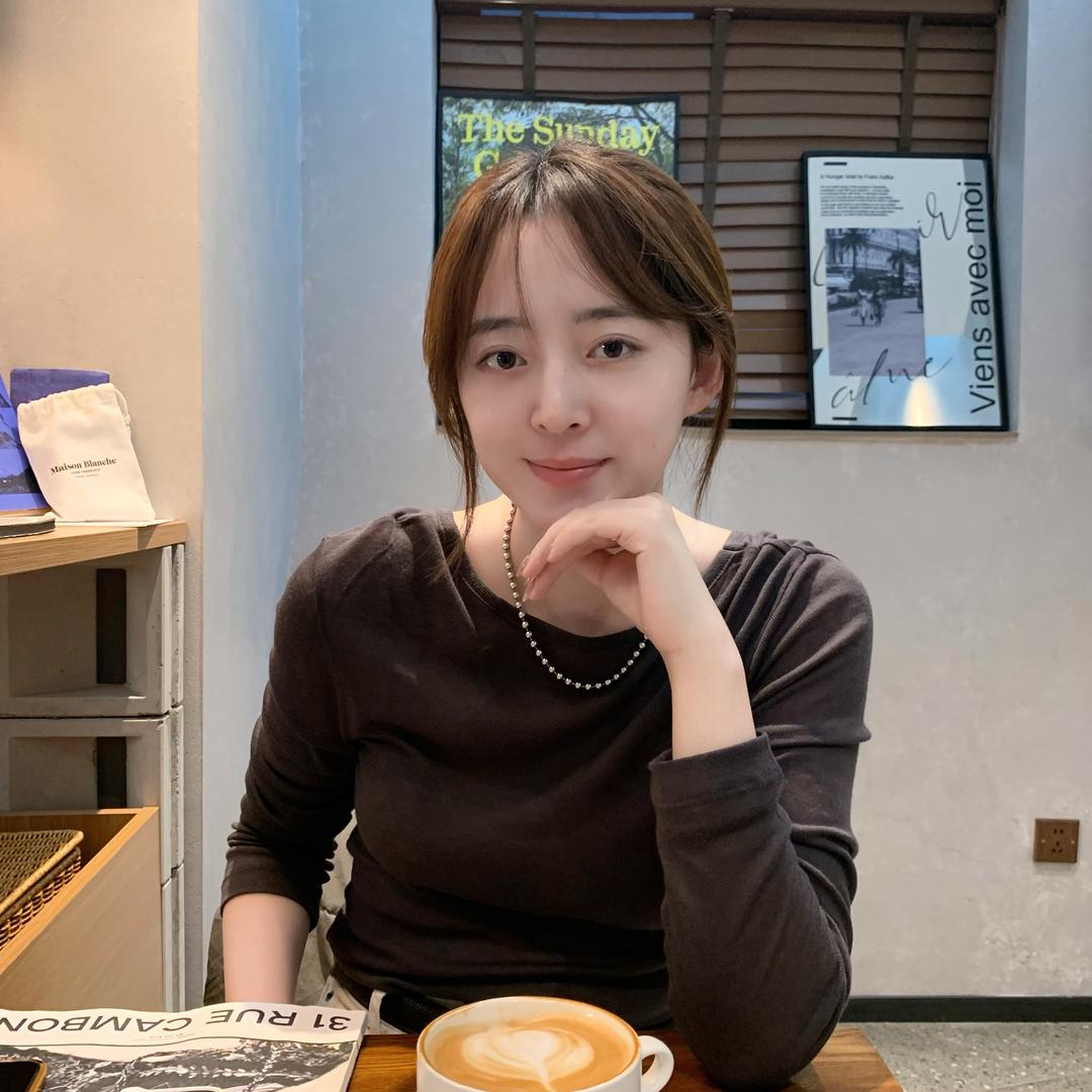 小栩服饰