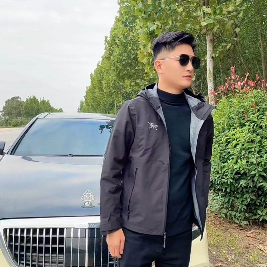 王先生（孑然一身）