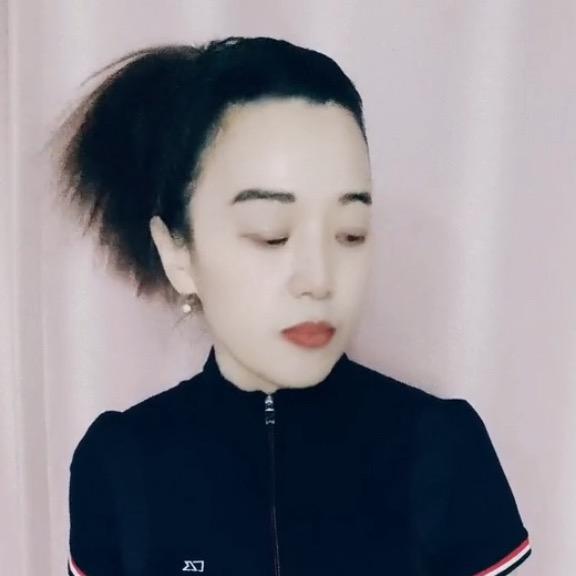 沉默是金 。