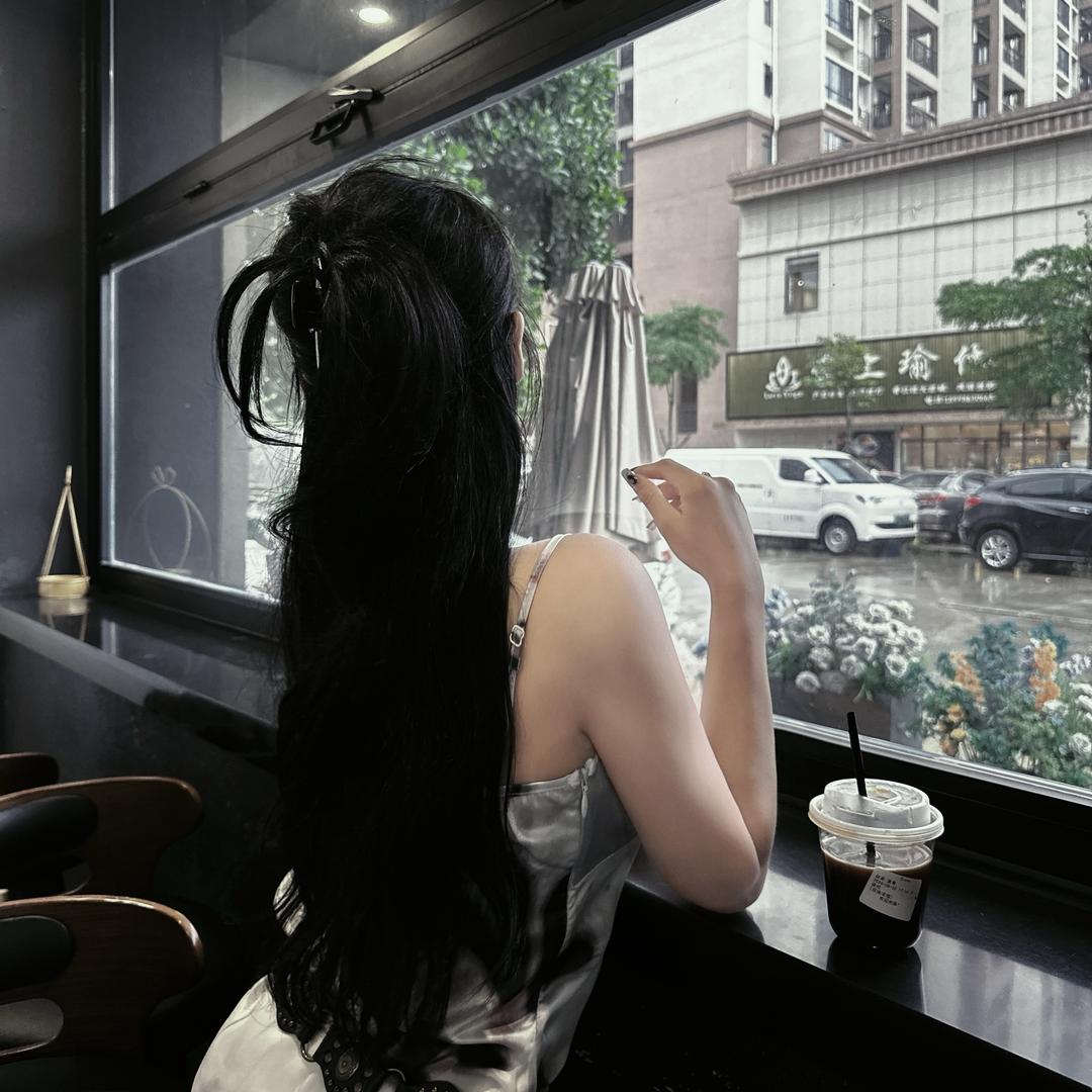一位可疑的网友