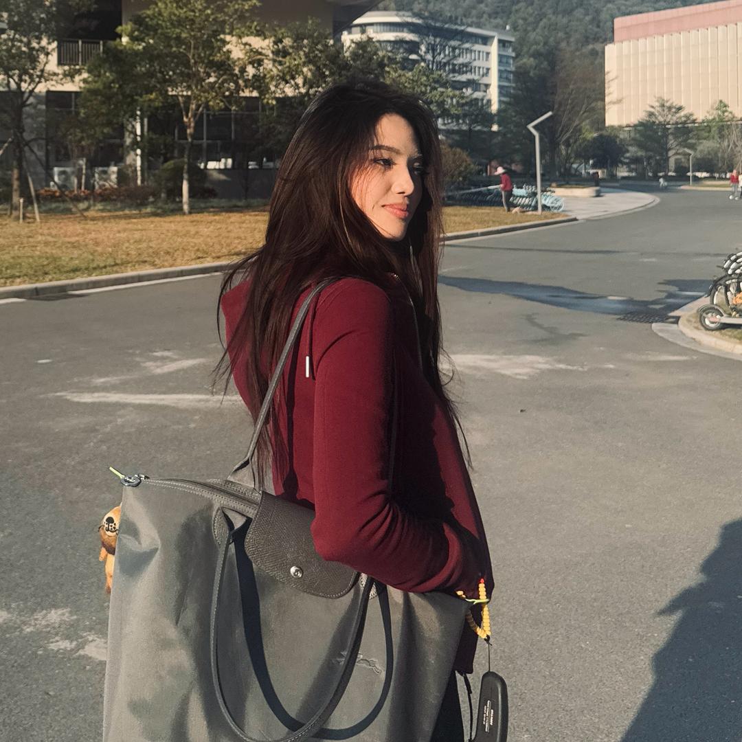 我叫饭饭（穿搭版）