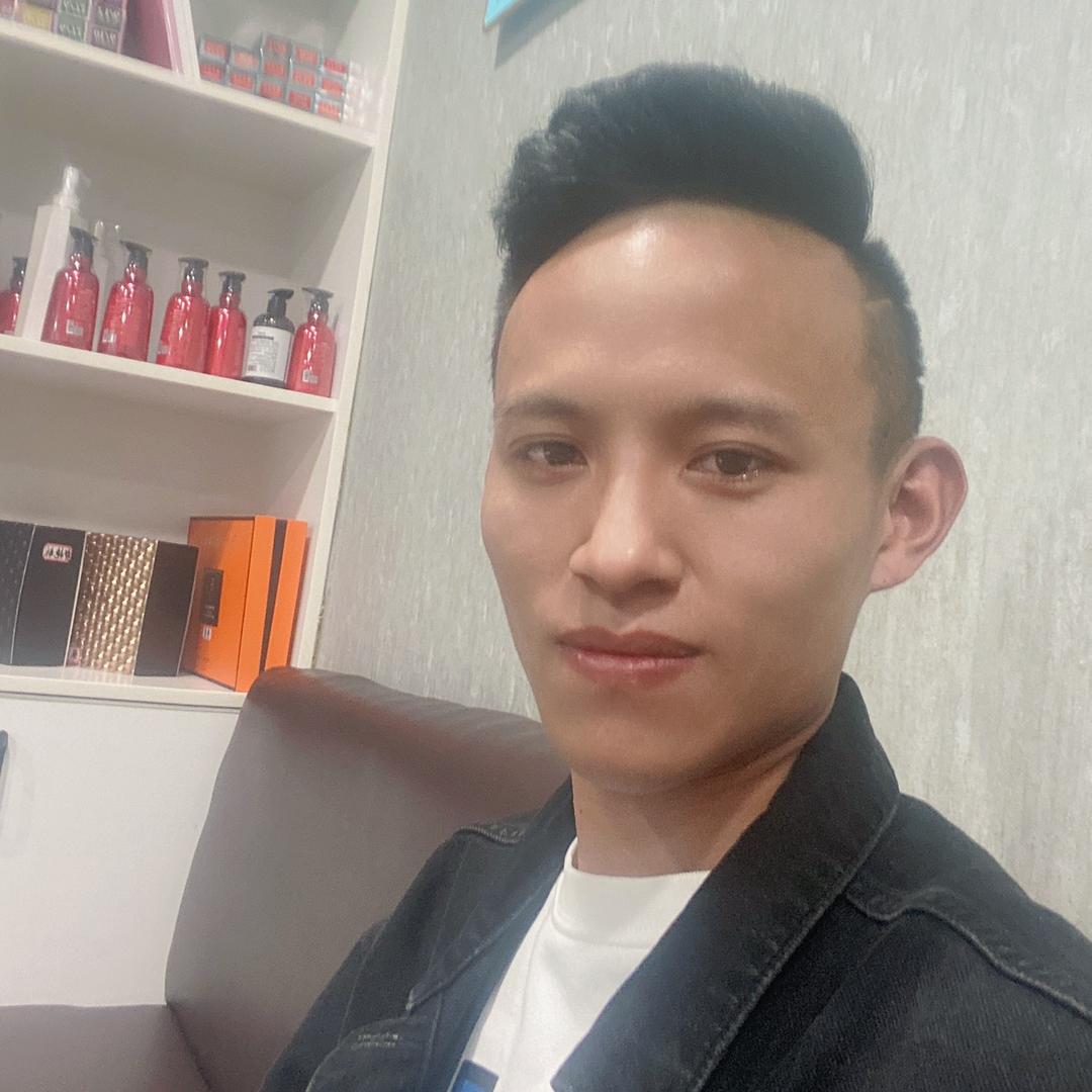 高新区军通汽车服务中心