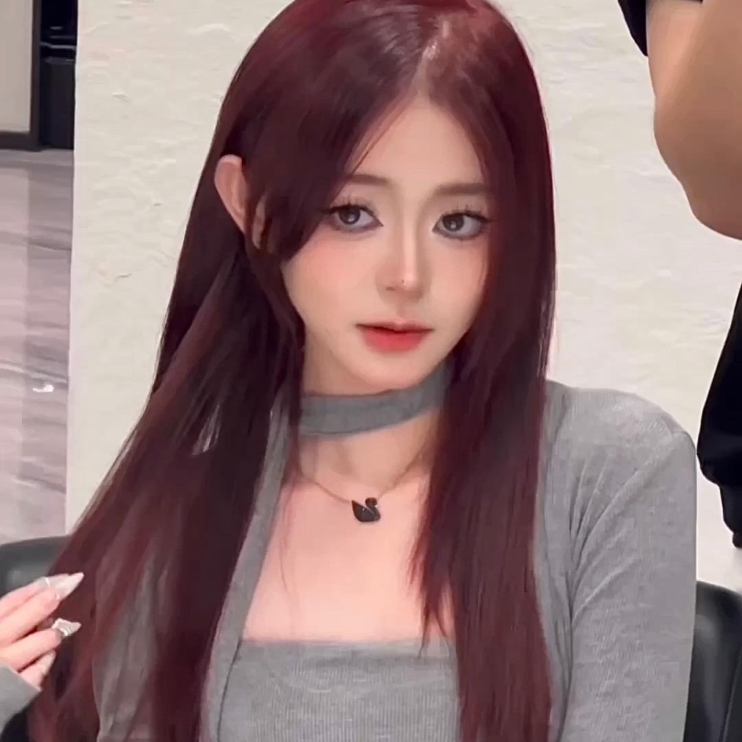 脸脸是小不点