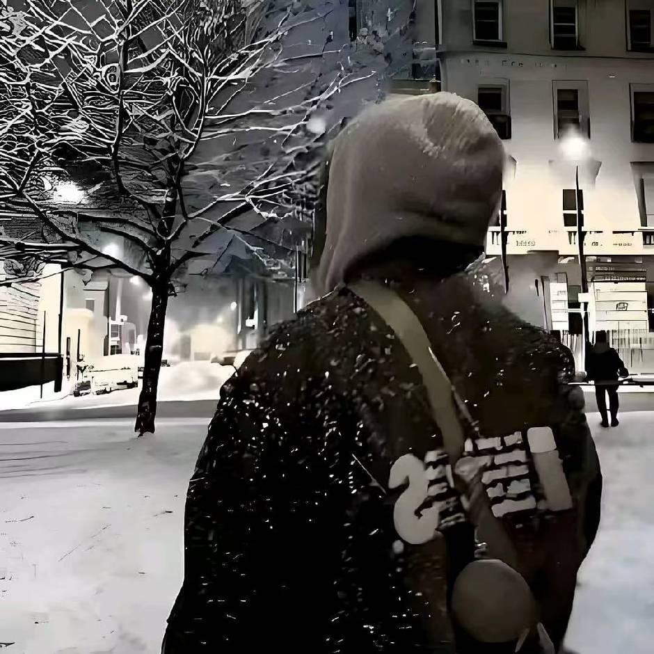墨余辉