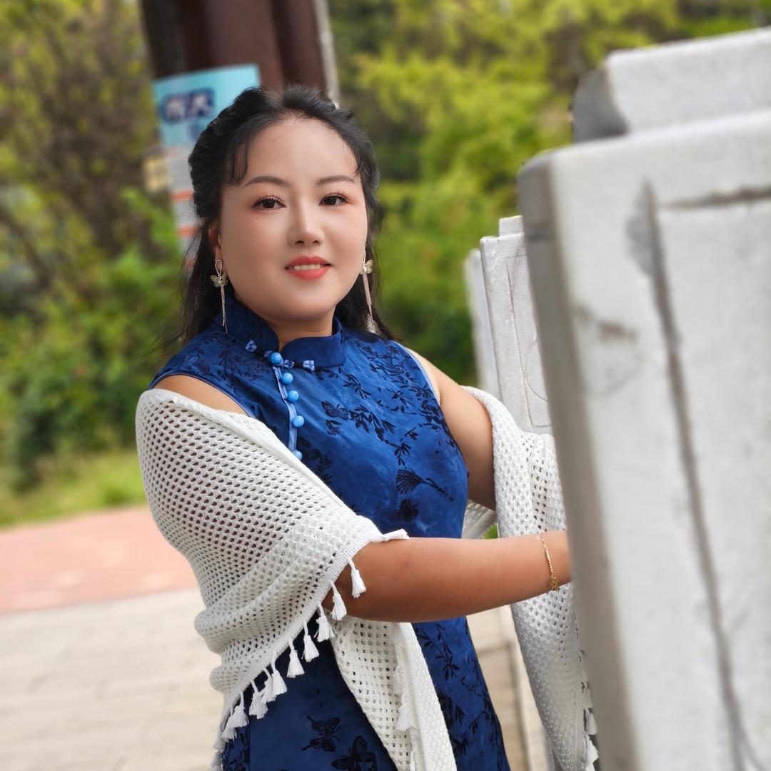 王丽