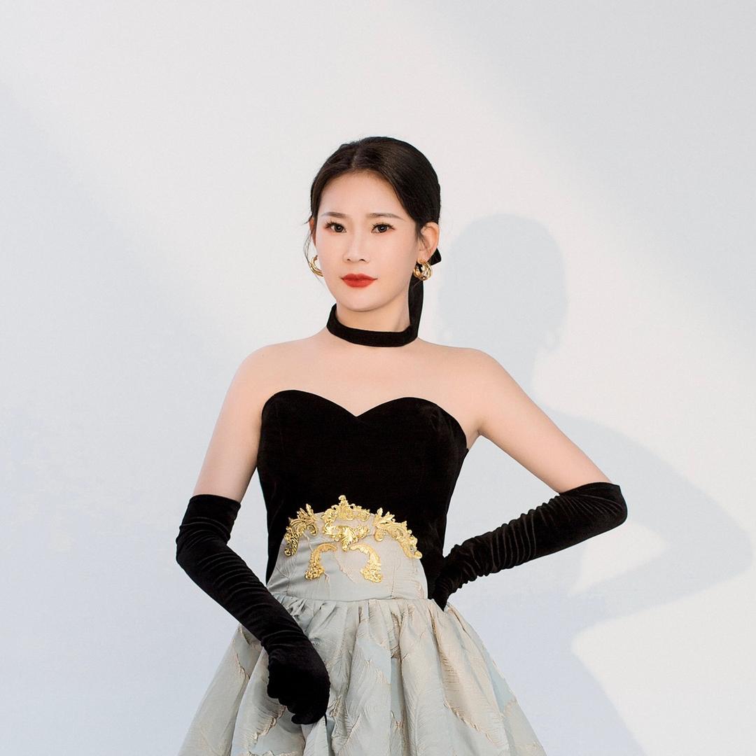 水灵子舞蹈~~丁丁