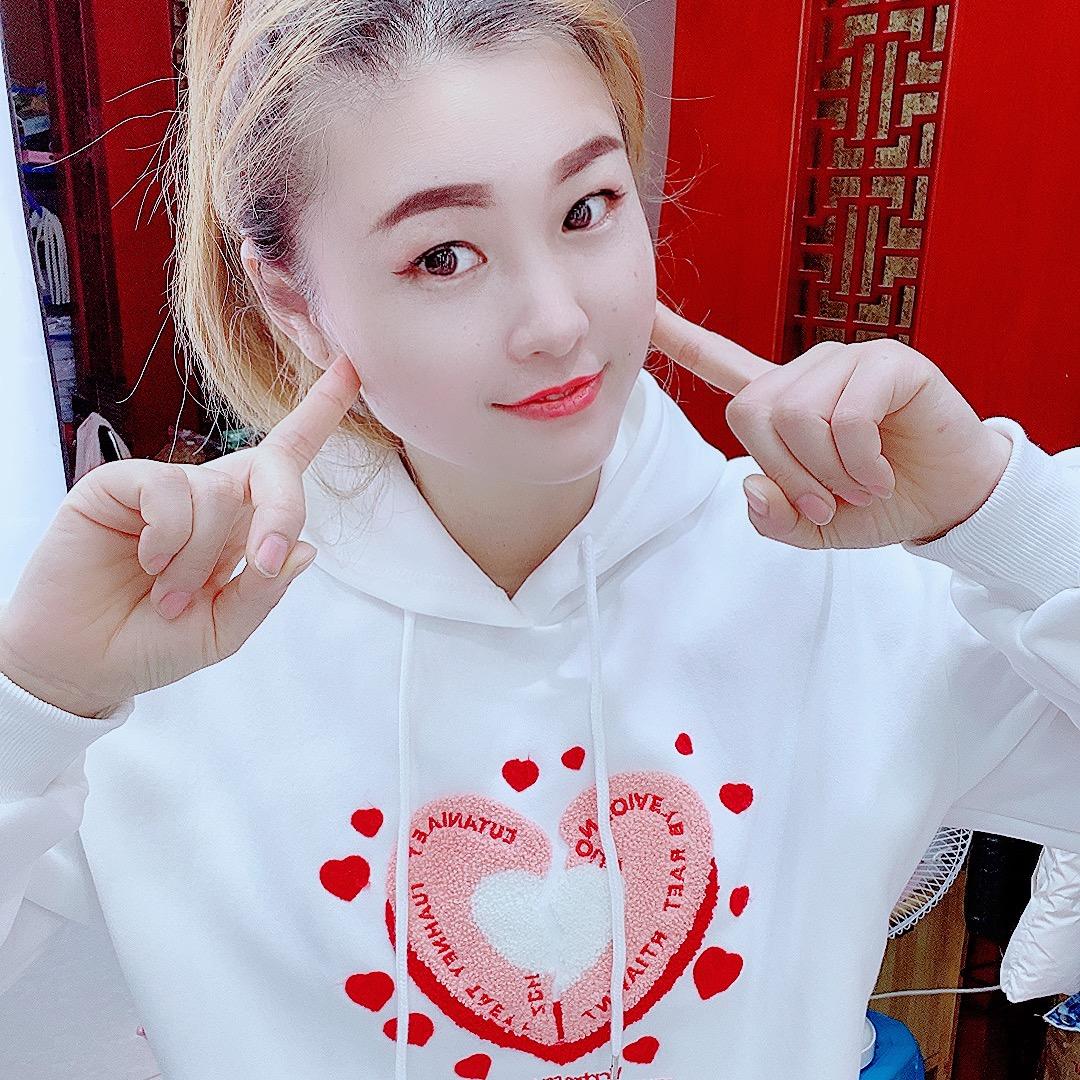 小妮子服饰穿搭