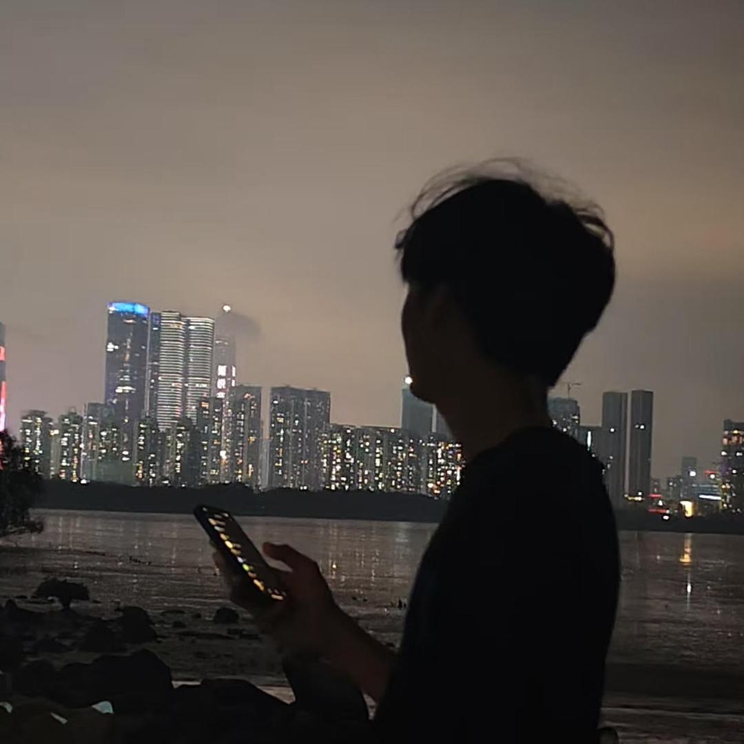 张吞吞.