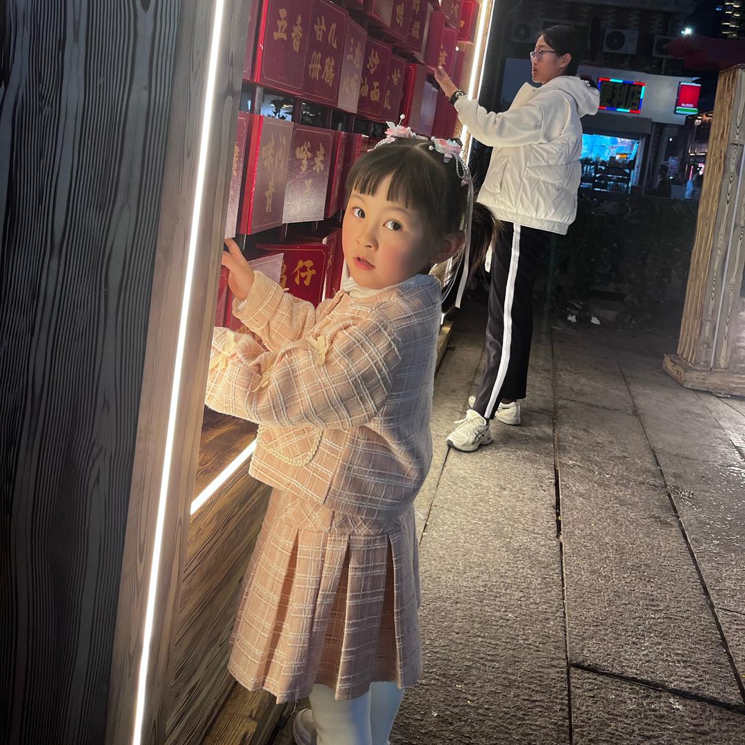抓小狗咯