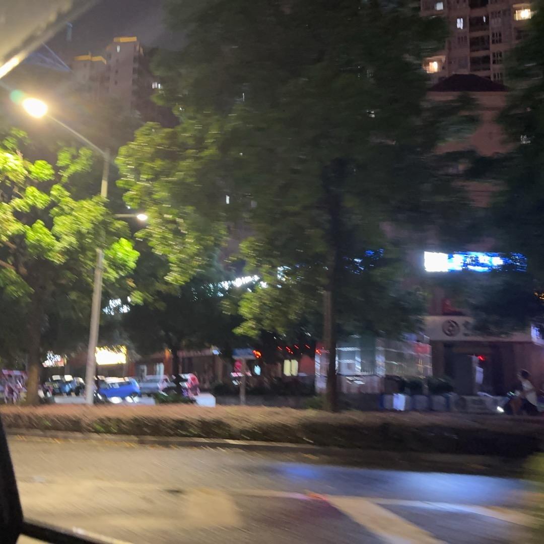 小周不乖🌚