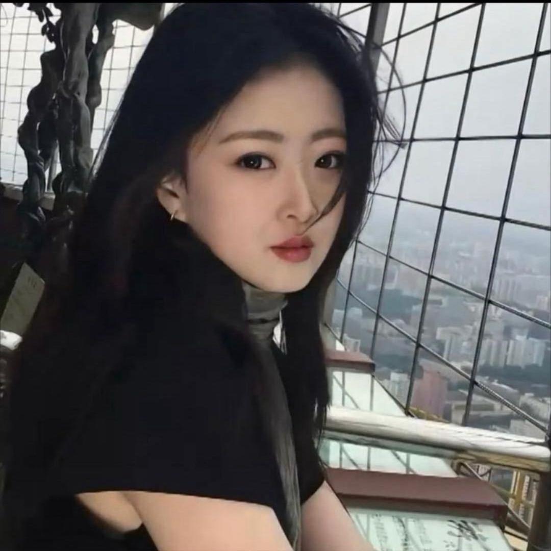 兮梦换小号播了