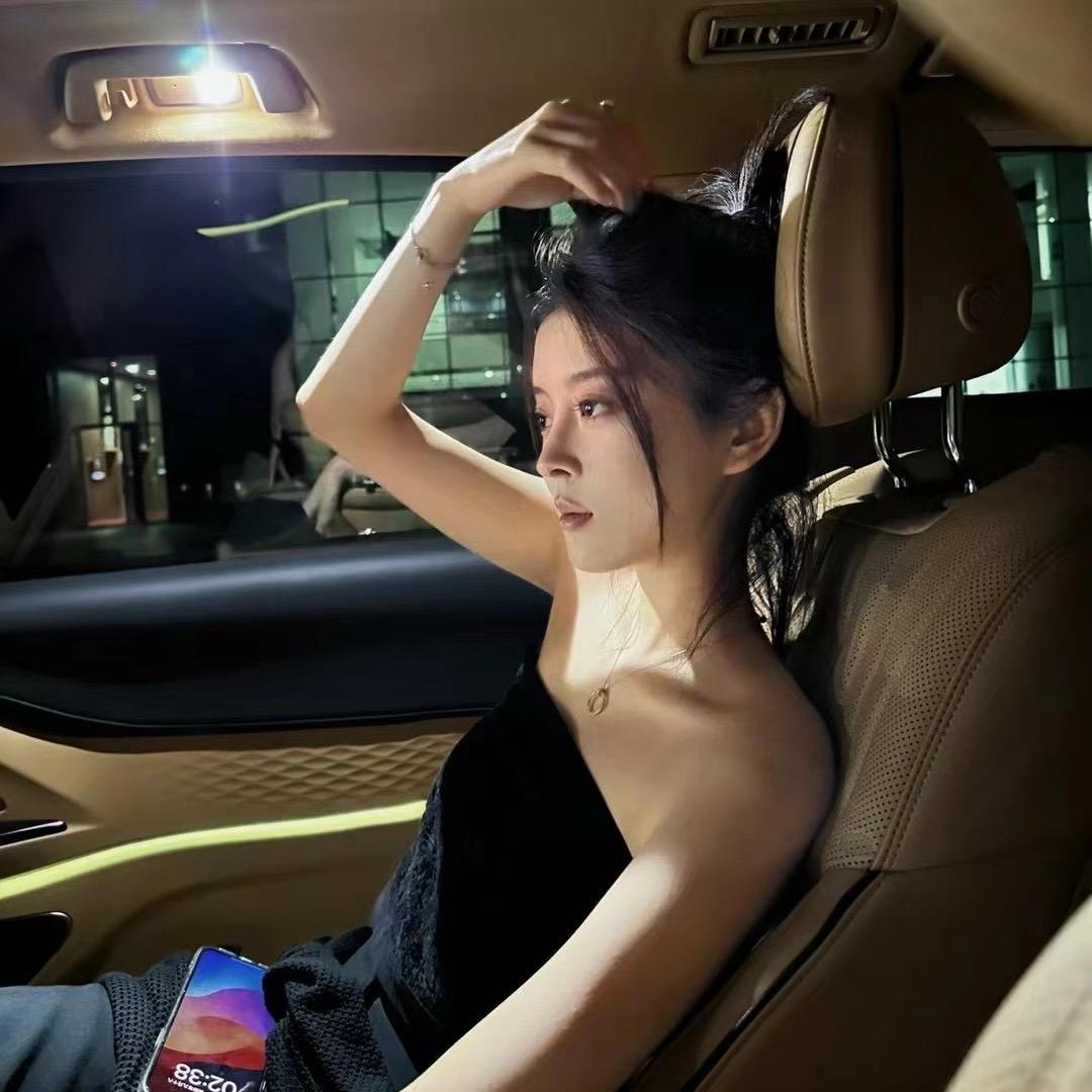 闲逛的马