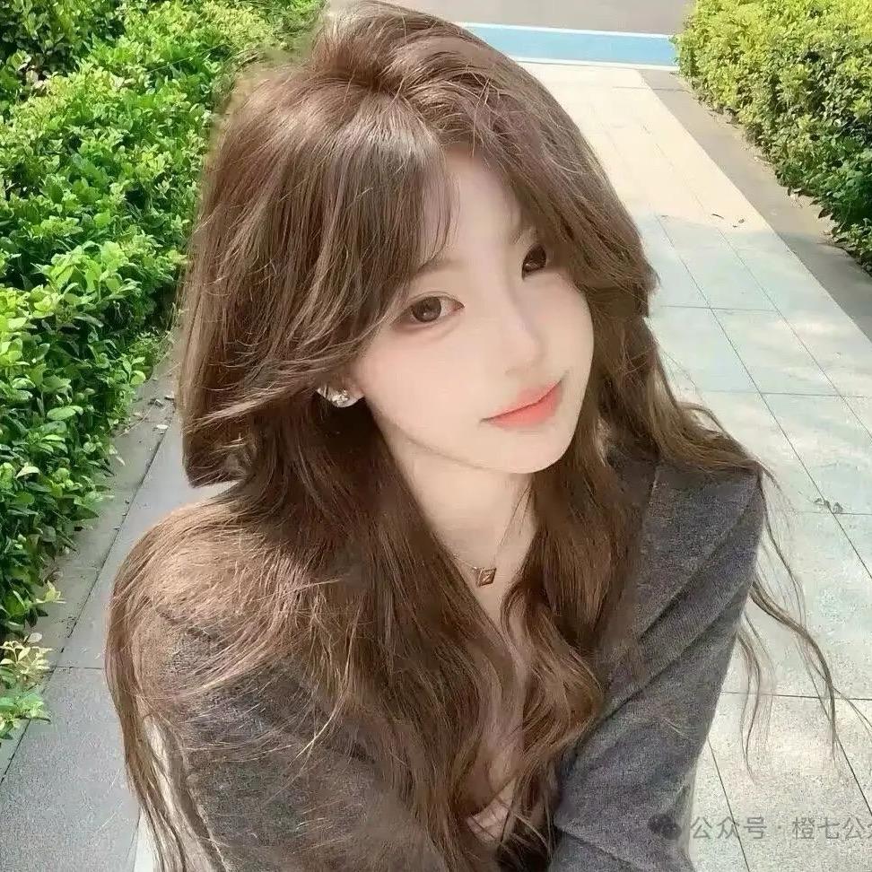 A.💫