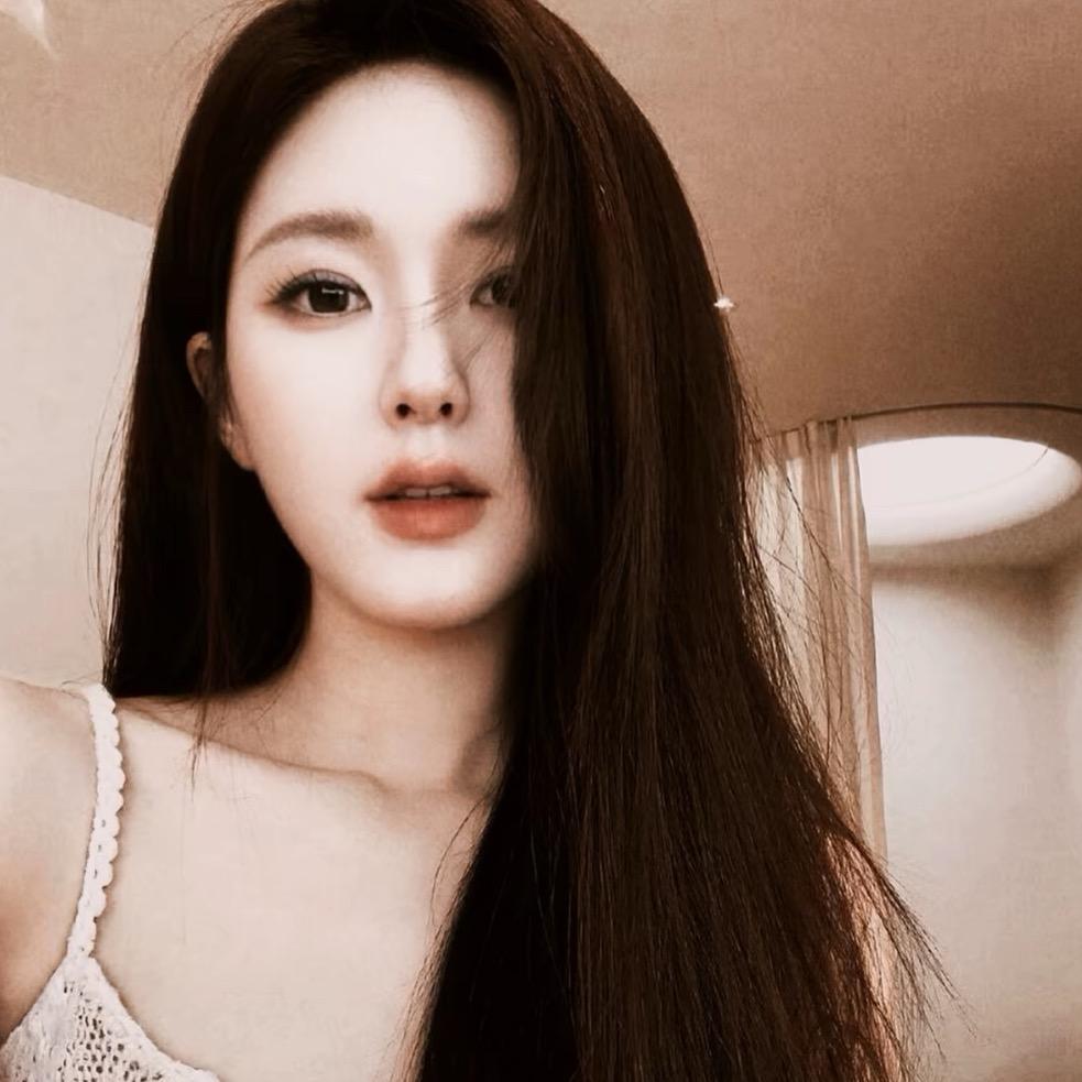 : Nɪᥫᩣng.ᰔᩚ