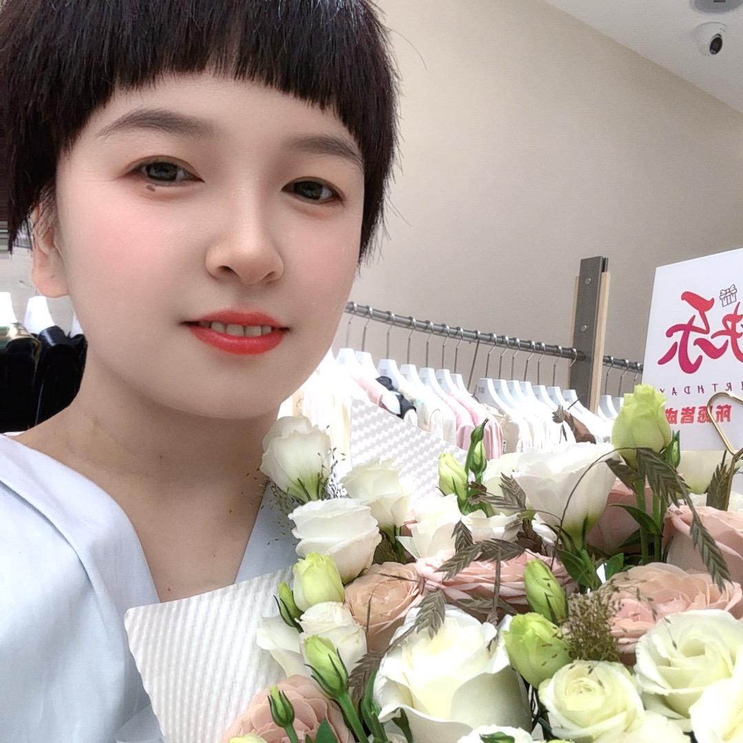 潮禾女装歌