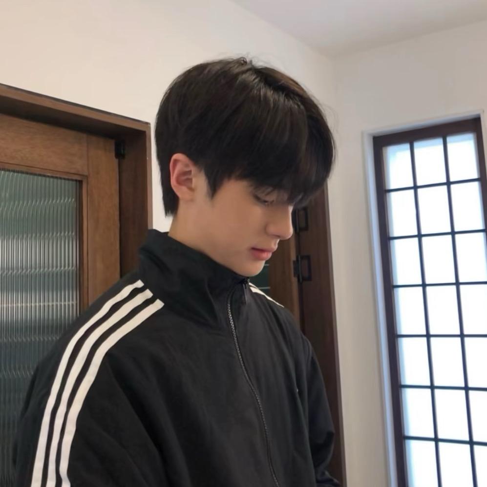 友一天🏸