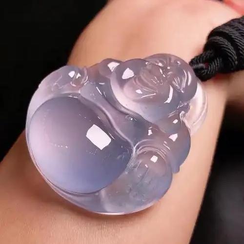 华哥翡翠精品店