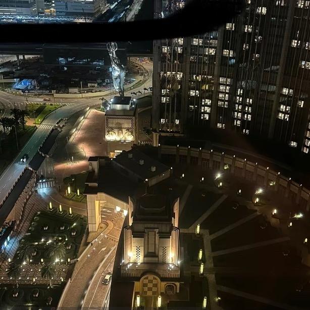 萤火虫 轻资产集团