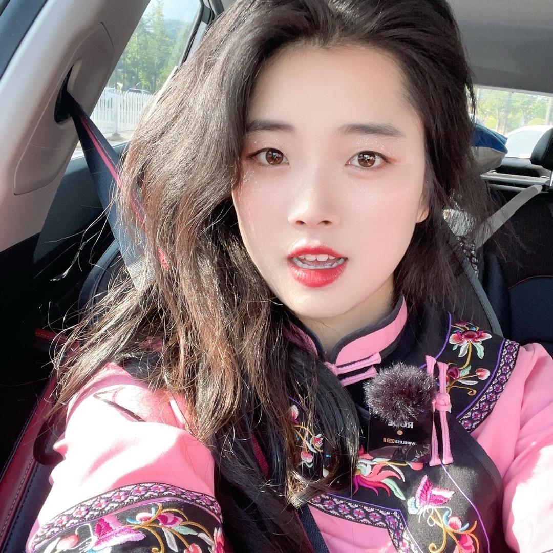 阿莲