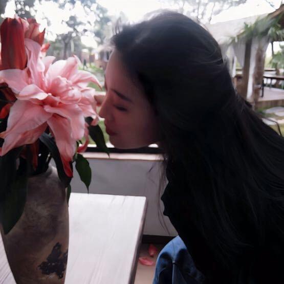 ￴￴￴  ￴￴ ￴  ￴