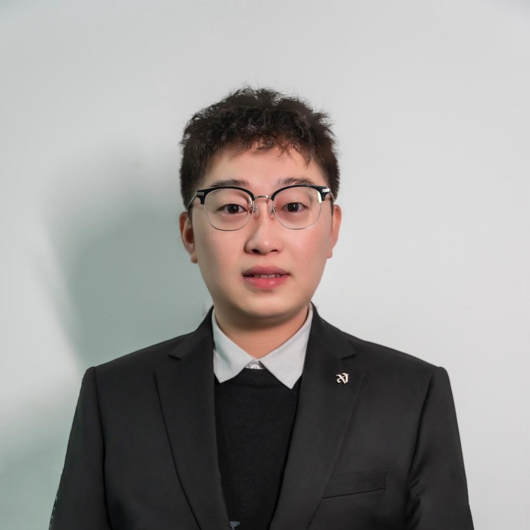 厨电小王子-卷毛