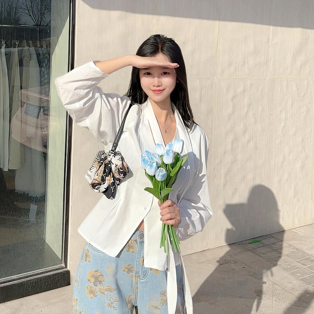 主持人雯儿