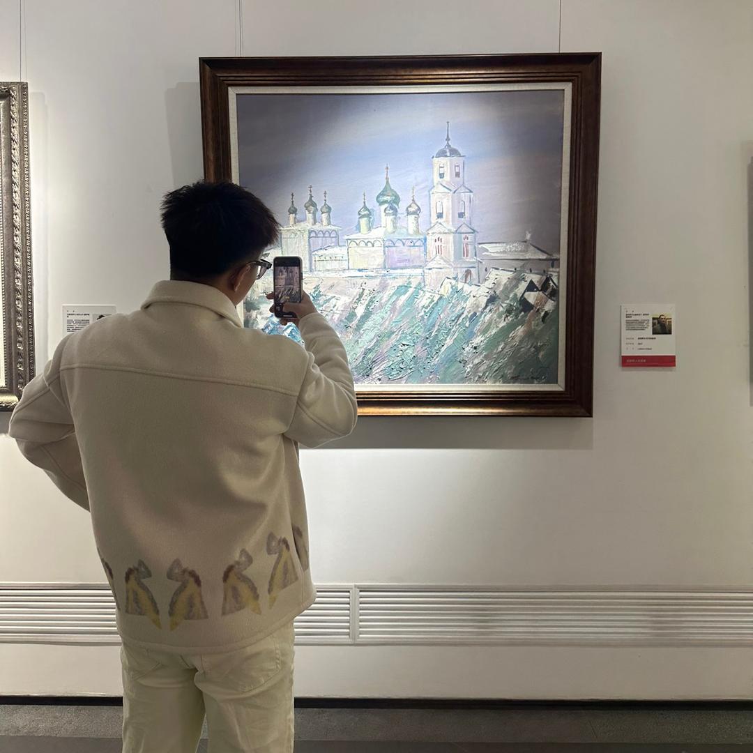 唐寅点点秋香
