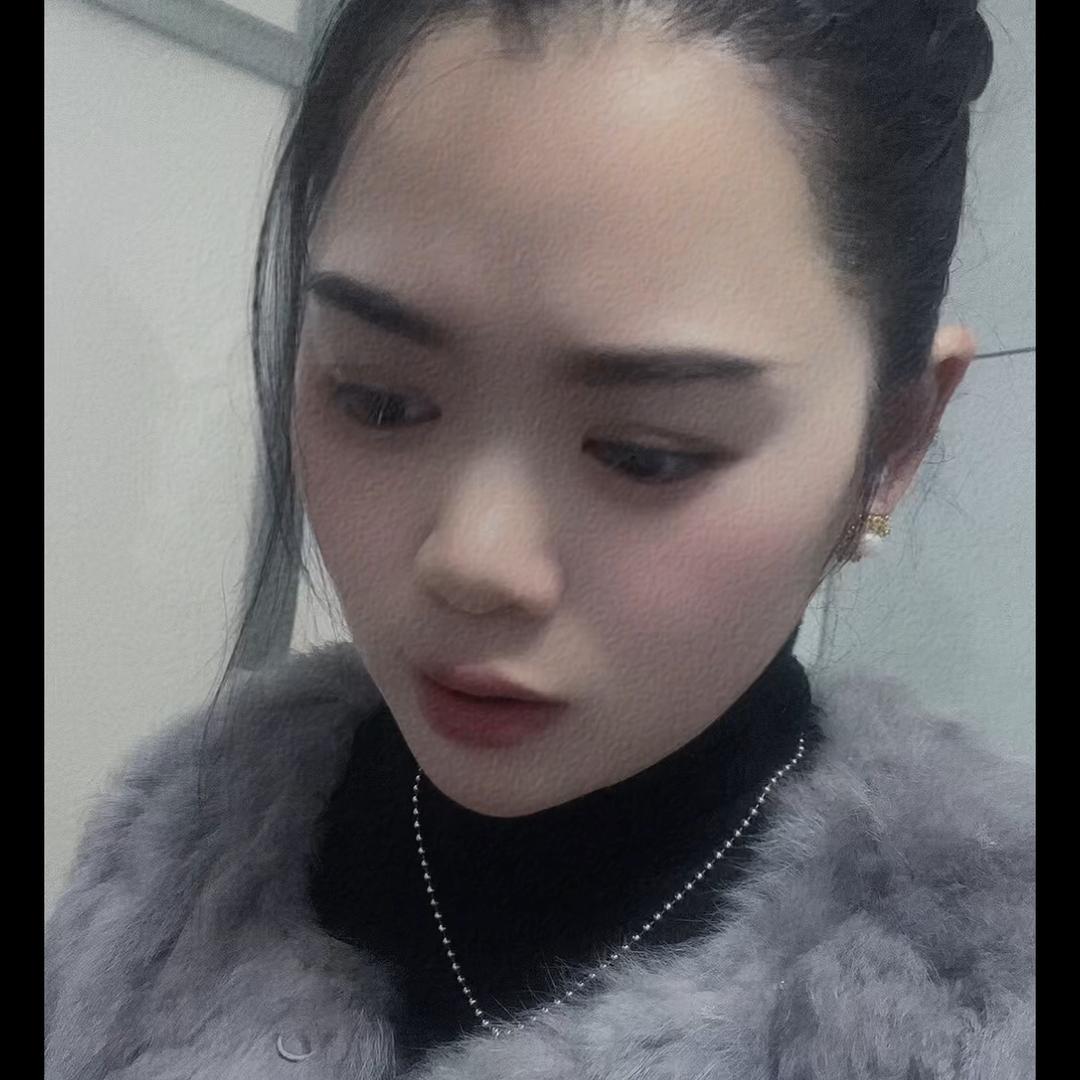 龙青青(虎踞妹几)💋