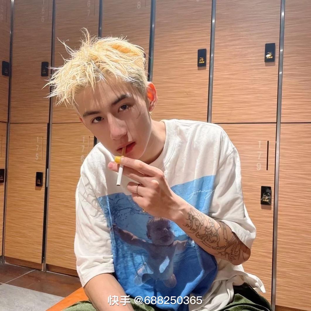  𝓯𝓻𝓮𝓬𝓴