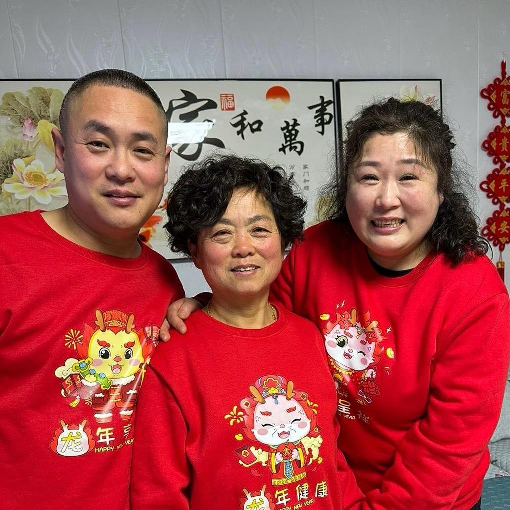 山东胖姐一家人