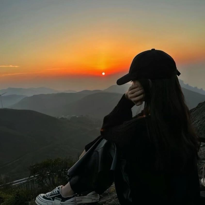 小美🤨