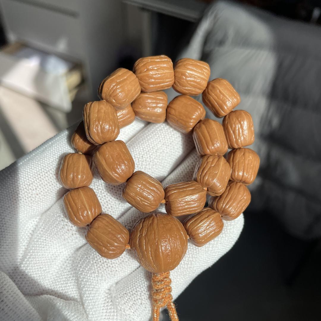 产地猴头磨玉文玩1