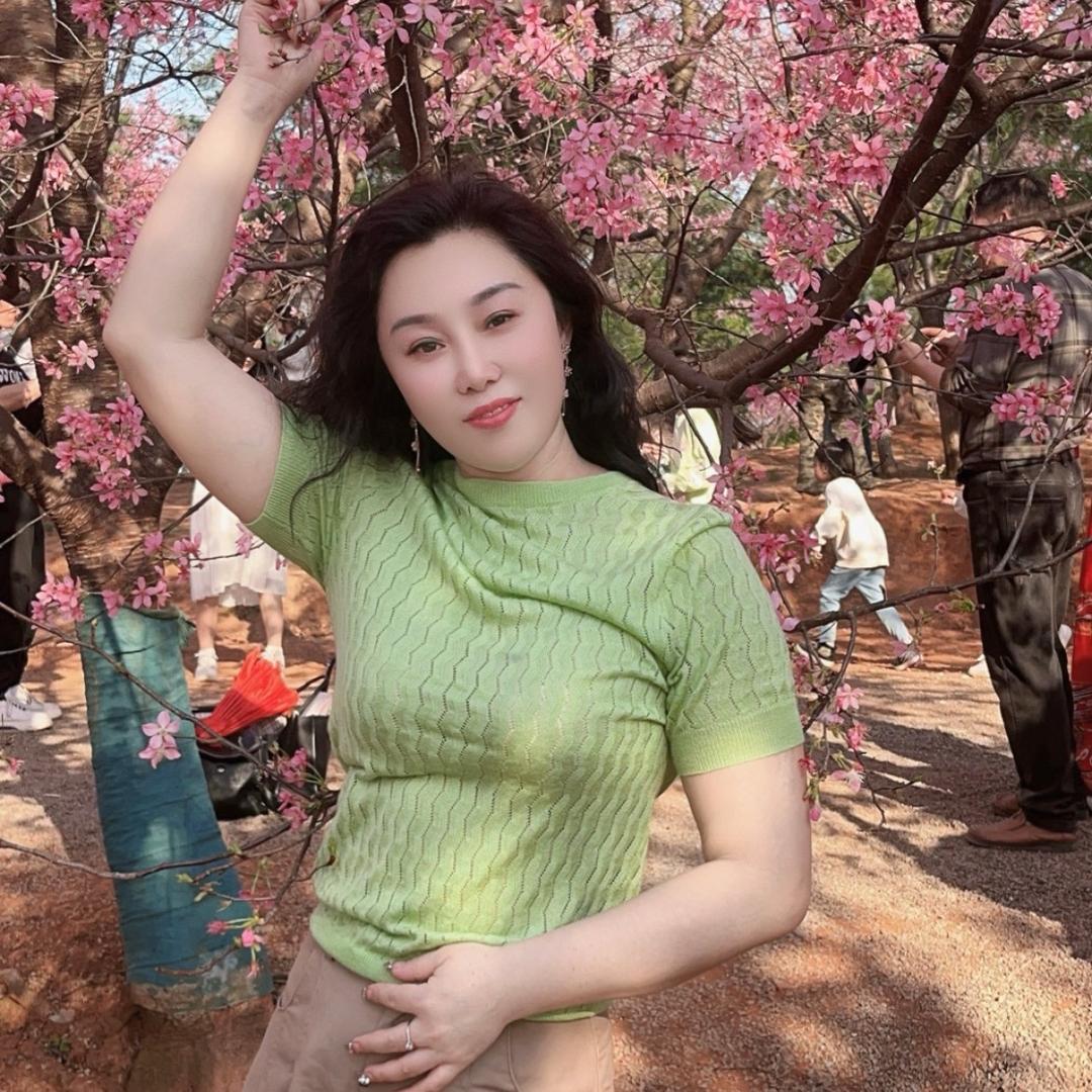 素素吖