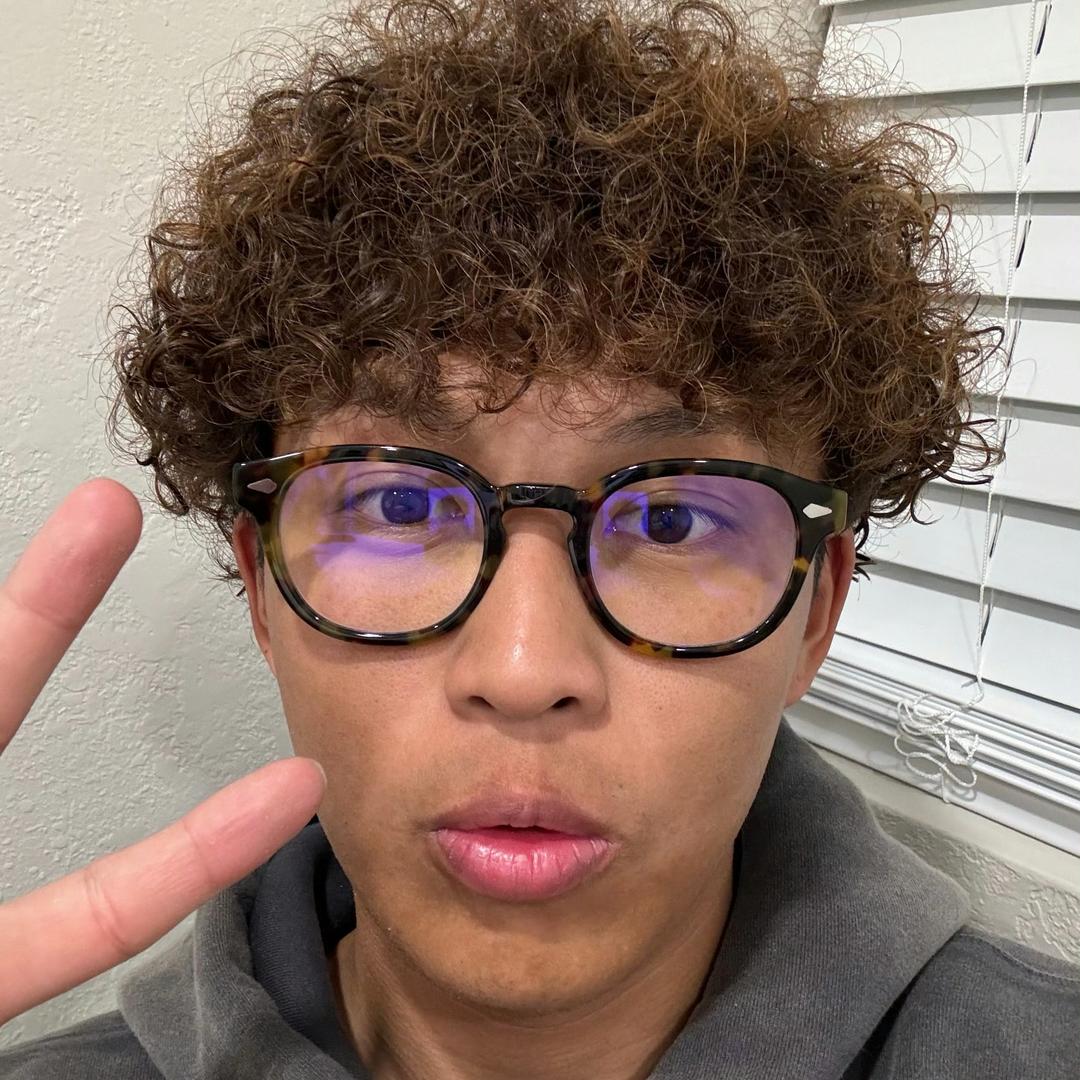 一个莫名的二逼