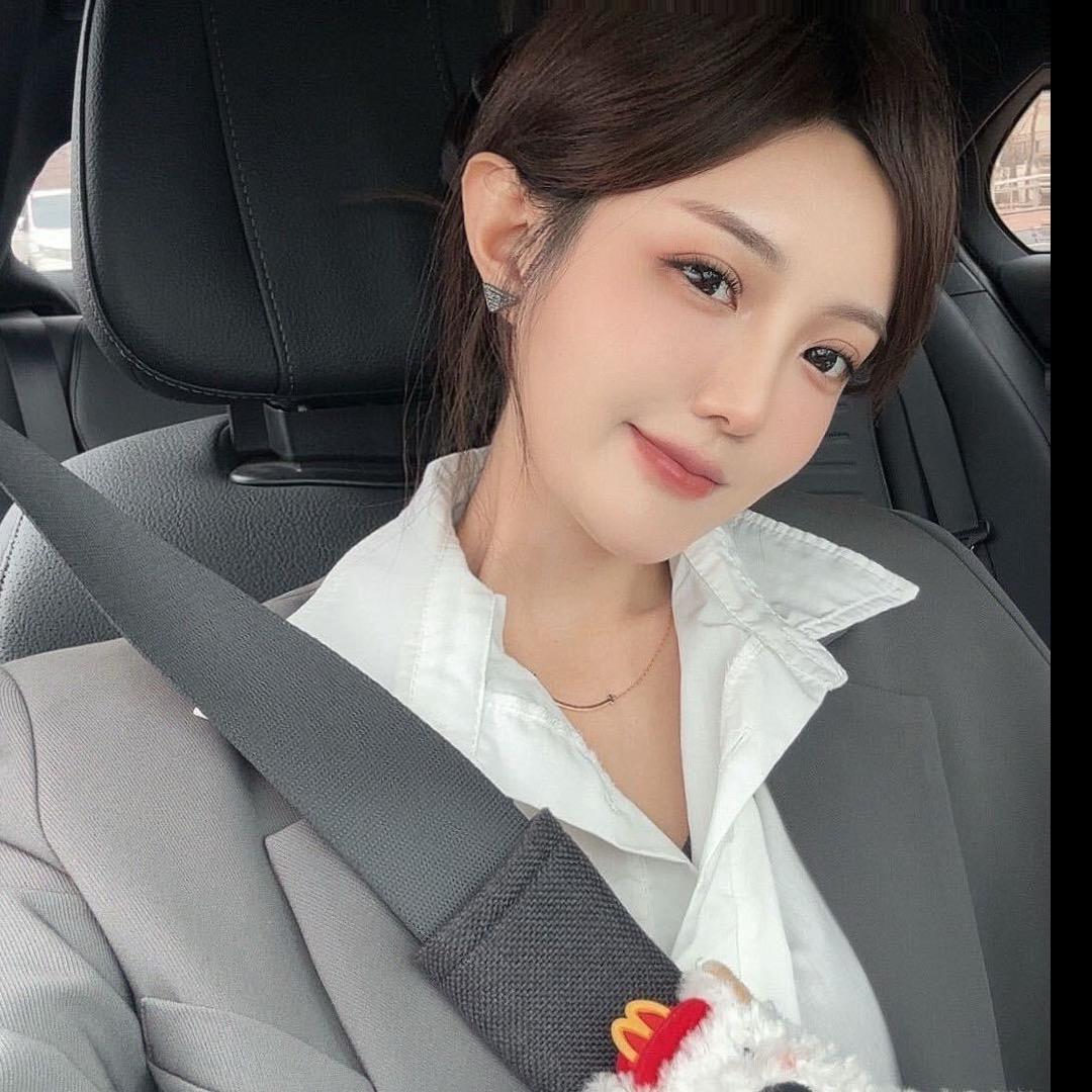 小鹿的奔驰C.🦌