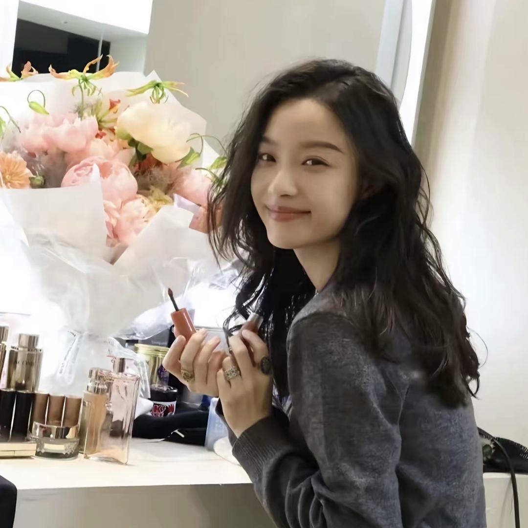 爱你那忧郁的双眸