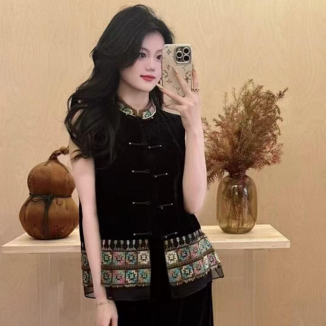 露露丝绸妈妈服饰