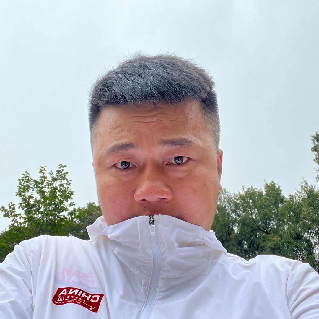 越猛服装供应链